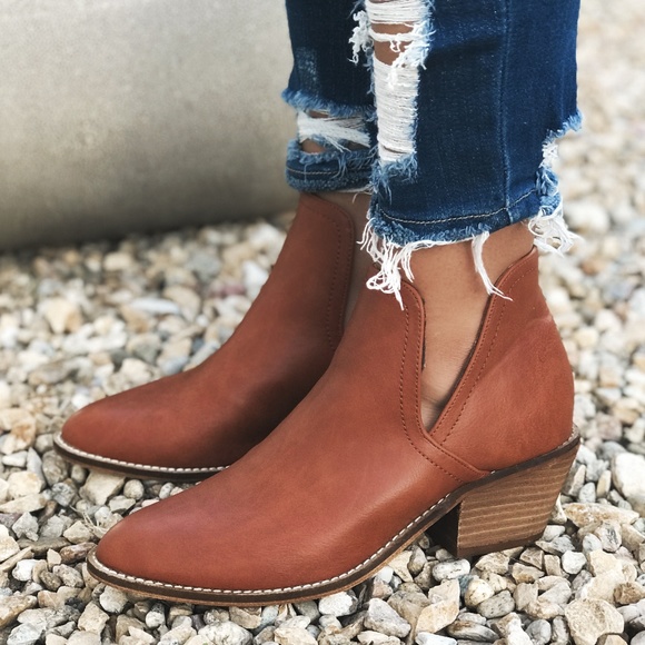 Cognac Distressed Leather Bootie - Picture 2 of 7